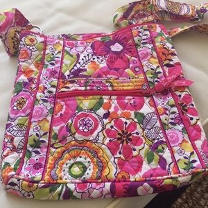 Vera Bradley crossbody purse